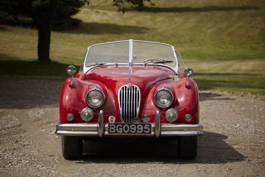  Jaguar XK140 Roadster 1957 года  (фото 4 из 18)